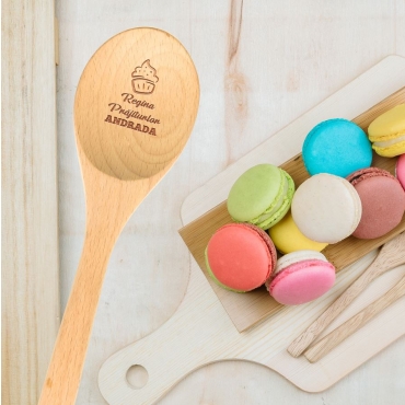 Lingura bambus personalizata rotunda - Regina prajiturilor